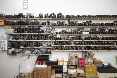 膠片相機的“華佗” 37年修復10萬臺，月入萬元的匠心守護者